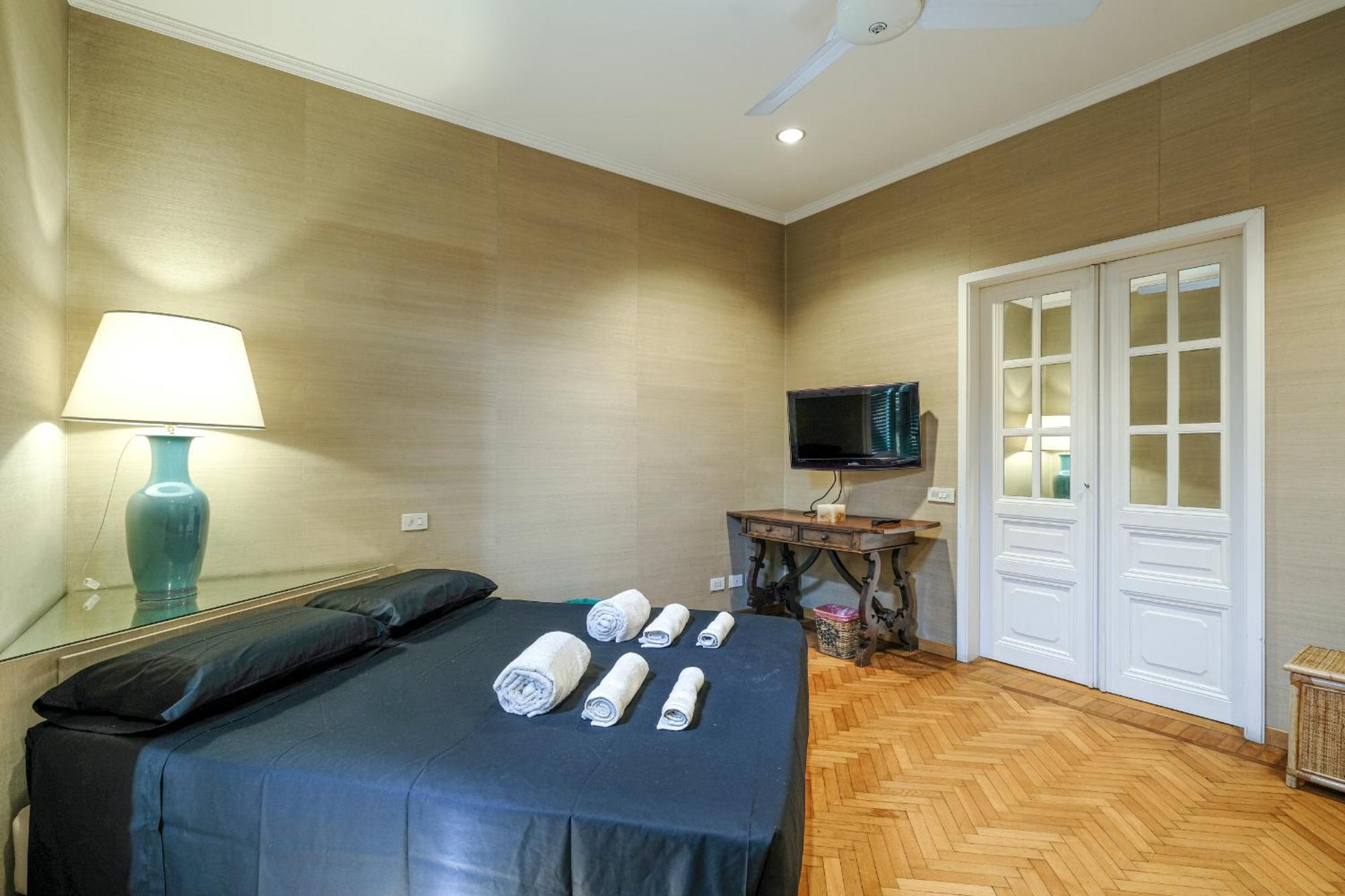 Piramide Shabby By Casa E Lode - Colosseum, Air Conditioning Rome Luaran gambar